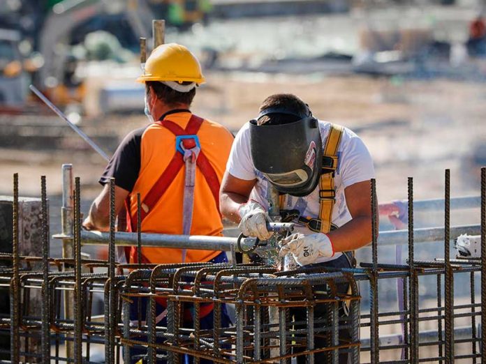 trabajadores-construccion