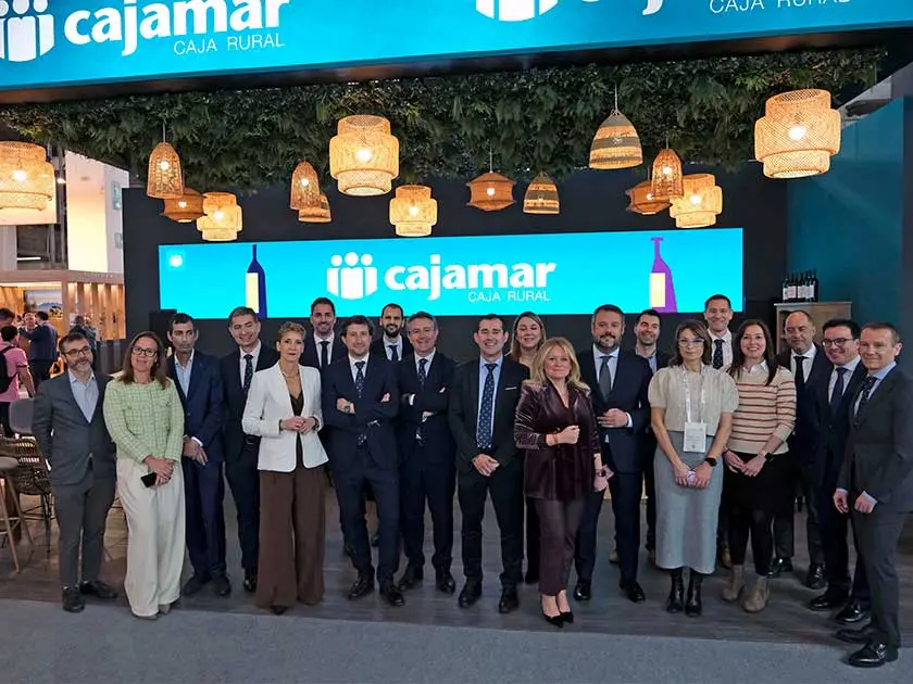 Directivos-de-Cajamar-en-la-BWW-(002)