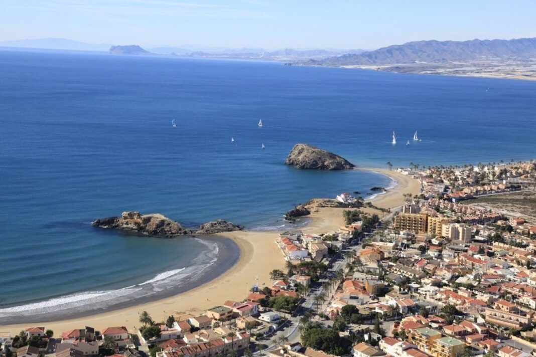 Los hoteles de la Costa Cálida alcanzan en agosto máximos